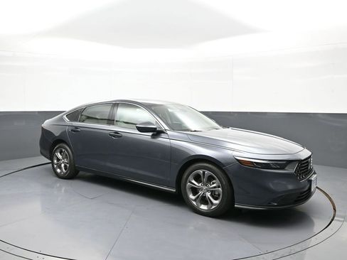 Certified 2024 Honda Accord EX image 4