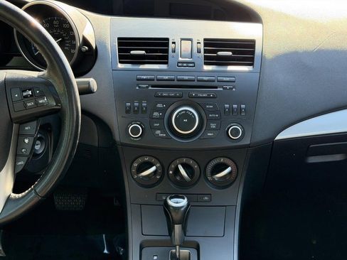 Used 2012 MAZDA MAZDA3 i Touring FWD image 13