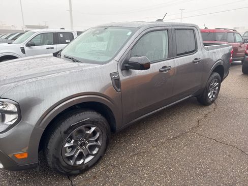 New 2025 Ford Maverick XLT w/ XLT Luxury Package image 3