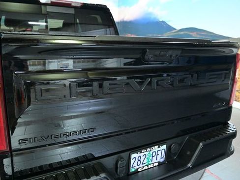 Used 2023 Chevrolet Silverado 1500 RST w/ Convenience Package II image 11