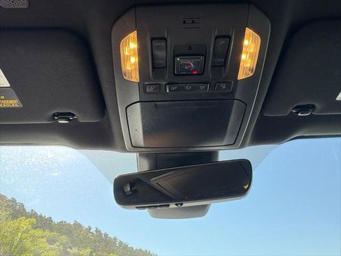 Certified 2021 Toyota Highlander XSE FWD image 18