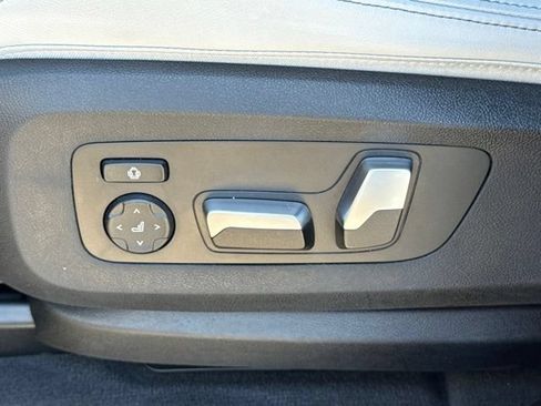 Certified 2025 BMW X5 xDrive40i w/ Premium Package AWD/4WD image 19