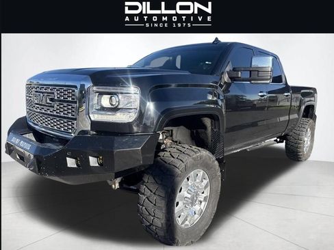 Used 2016 GMC Sierra 2500 Denali w/ Duramax Plus Package AWD/4WD image 2