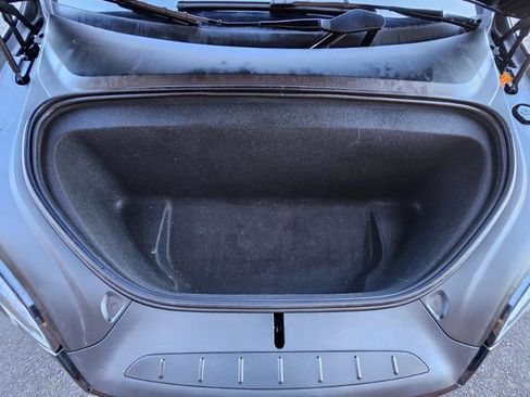 Used 2023 Tesla Model X image 24