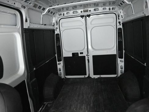 Used 2025 RAM ProMaster 1500 FWD image 13
