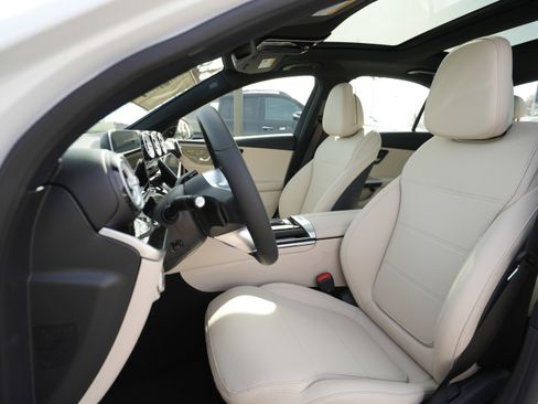 New 2026 Mercedes-Benz C 300 4MATIC Sedan image 33