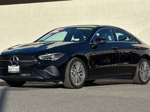 Used 2025 Mercedes-Benz CLA 250 4MATIC image 8