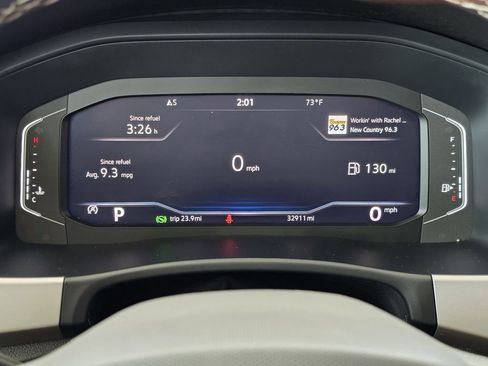 Used 2023 Volkswagen Atlas SE w/ Panoramic Sunroof Package image 11