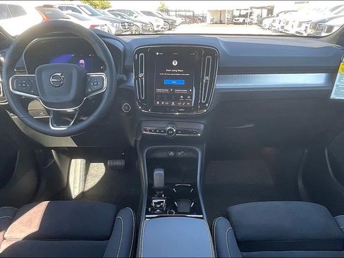 New 2026 Volvo XC40 B4 Plus w/ Protection Package Premier image 9