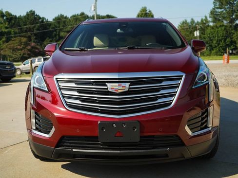 Used 2017 Cadillac XT5 Luxury w/ Driver Awareness Package FWD image 17
