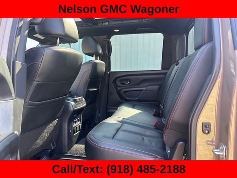 Used 2021 Nissan Titan PRO-4X w/ Pro-4x Convenience Package AWD/4WD image 10