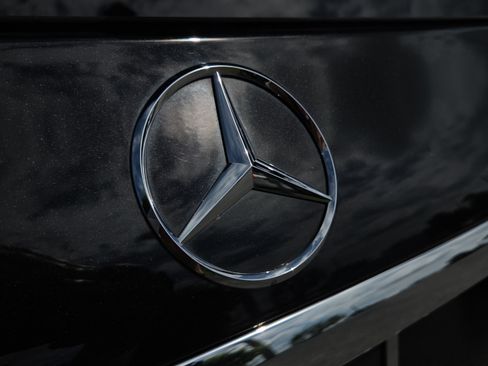 Certified 2024 Mercedes-Benz GLS 450 4MATIC image 38