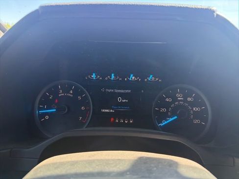 Used 2017 Ford F150 XLT w/ Equipment Group 301A Mid AWD/4WD image 44