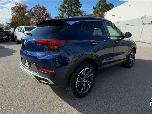 Used 2023 Buick Encore GX Select image 10