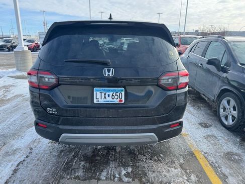 Used 2024 Honda Pilot EX-L image 5