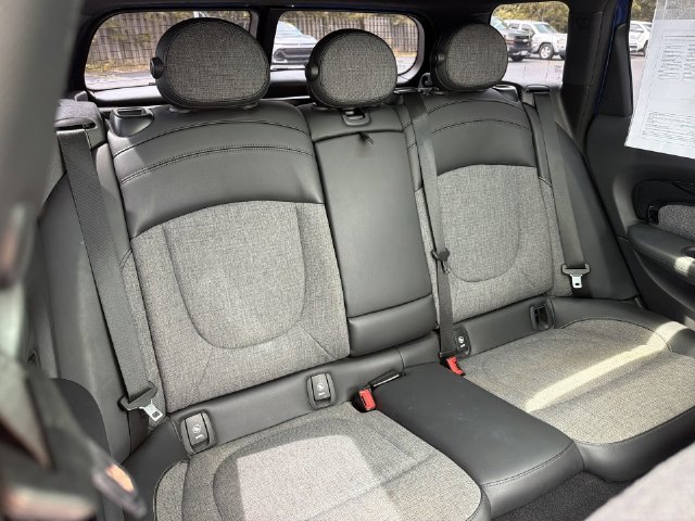 Used 2020 MINI Cooper Clubman S w/ Premium Package FWD image 17