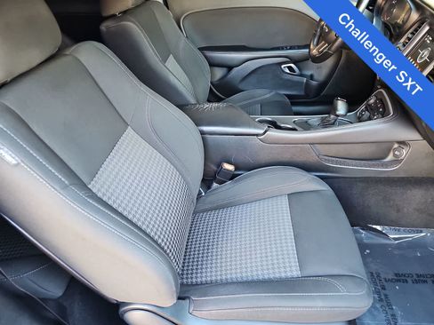 Used 2019 Dodge Challenger SXT w/ Blacktop Package RWD image 17