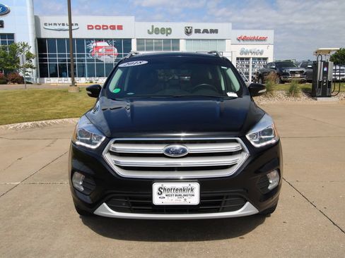 Used 2018 Ford Escape Titanium AWD/4WD image 2