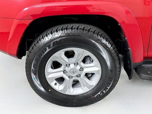 Certified 2024 Toyota 4Runner SR5 Premium AWD/4WD image 46