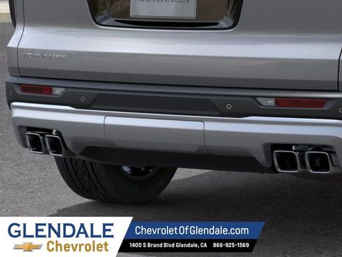 New 2026 Chevrolet Traverse LT w/ LPO, Floor Liner Package FWD image 14