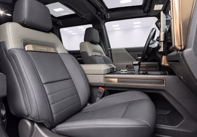 Used 2025 GMC Hummer EV 2X AWD/4WD image 19
