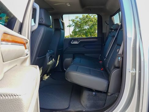 New 2026 GMC Sierra 2500 Denali w/ Denali Reserve Package AWD/4WD image 15