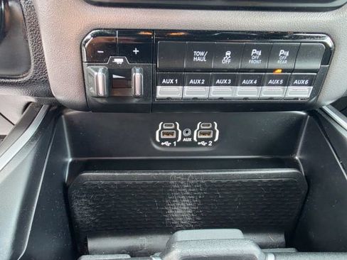 Used 2022 RAM 2500 Big Horn w/ Night Edition AWD/4WD image 20