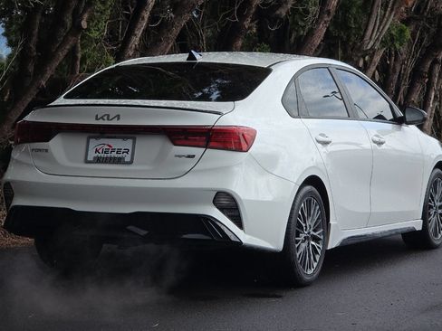 Certified 2023 Kia Forte GT-Line FWD image 4