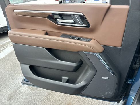 Certified 2025 Chevrolet Tahoe High Country image 28