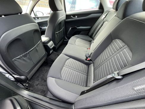 Used 2025 Kia K5 LXS FWD image 27