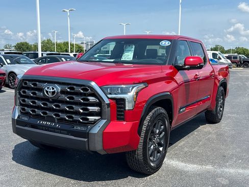 Used 2022 Toyota Tundra Platinum w/ Advanced Package AWD/4WD image 7