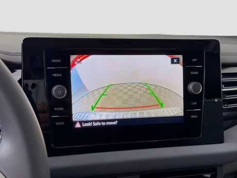 New 2026 Volkswagen Jetta SE FWD image 16