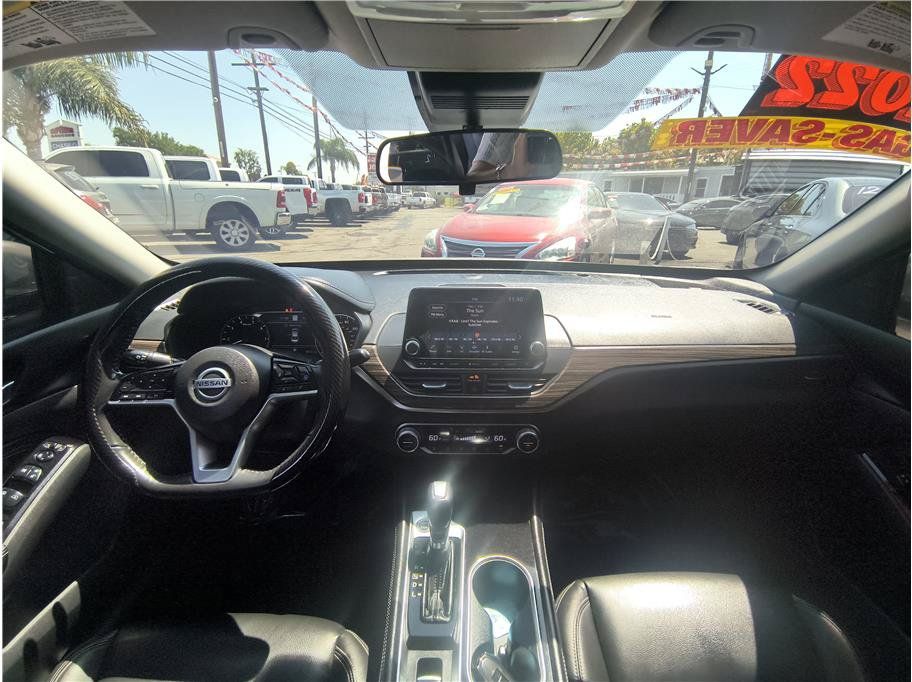 Used 2022 Nissan Altima 2.5 SL FWD image 6