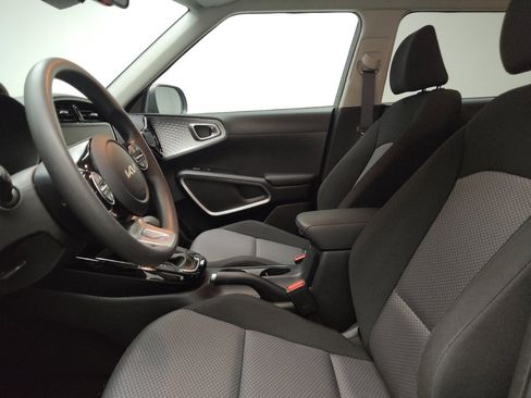 Used 2024 Kia Soul S image 17