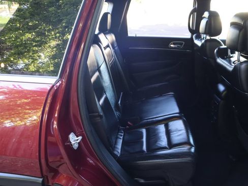 Used 2021 Jeep Grand Cherokee Limited AWD/4WD image 21