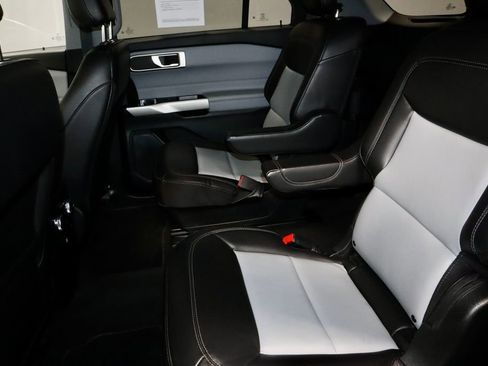 Certified 2023 Ford Explorer XLT w/ Equipment Group 202A image 24