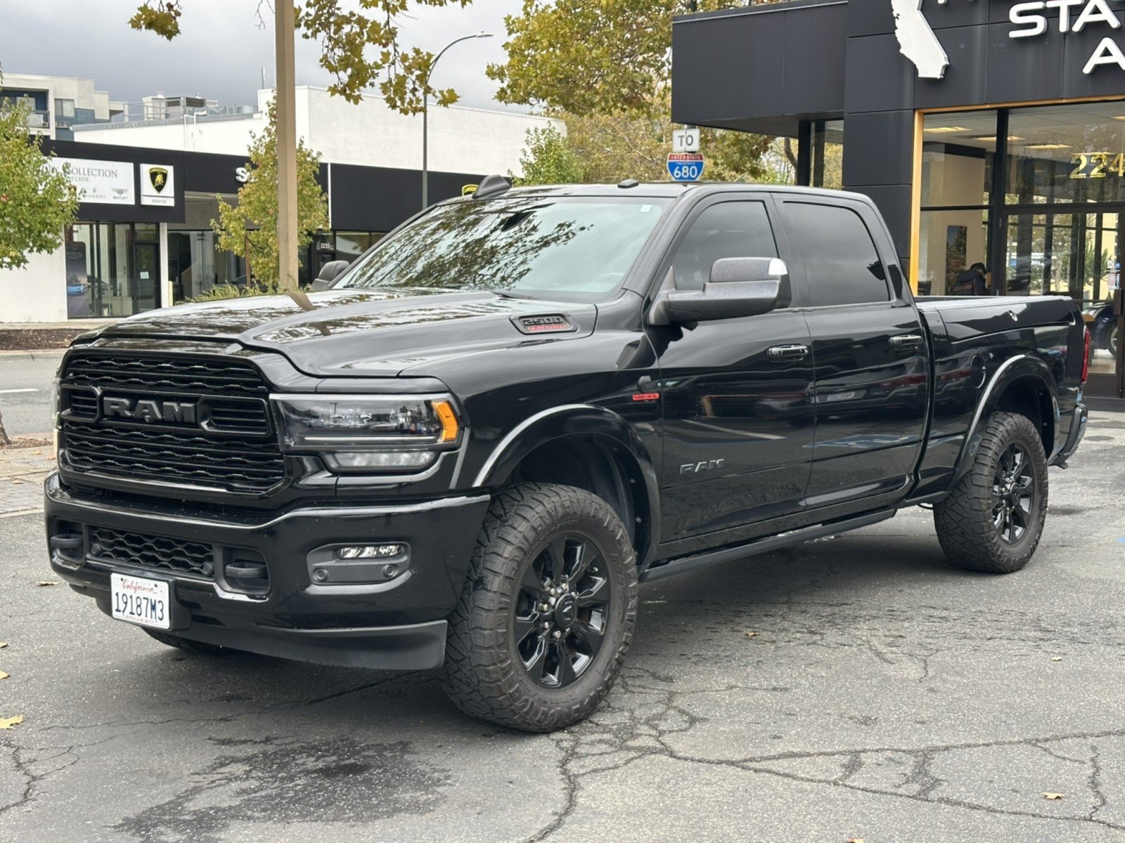 Used 2022 RAM 2500 Limited AWD/4WD image 3