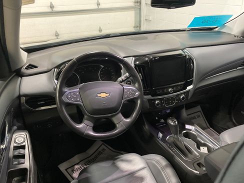 Used 2018 Chevrolet Traverse Premier AWD/4WD image 20