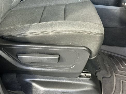Used 2019 RAM 1500 Big Horn RWD image 23