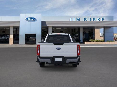 New 2026 Ford F250 XL w/ XL Chrome Package image 5
