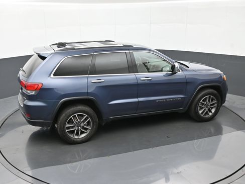 Used 2021 Jeep Grand Cherokee Limited AWD/4WD image 32