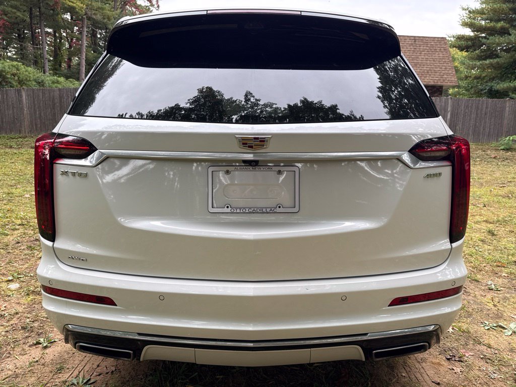 Used 2022 Cadillac XT6 Premium Luxury w/ Technology Package AWD/4WD image 9