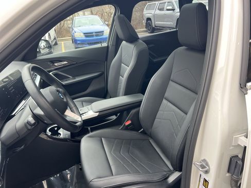 Used 2023 BMW X1 xDrive28i w/ Convenience Package image 13