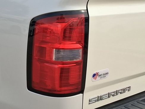 Used 2015 GMC Sierra 1500 Denali w/ Driver Alert Package image 8