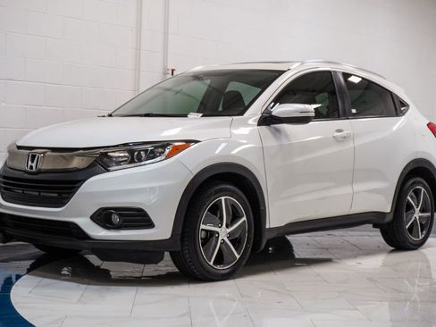 Used 2022 Honda HR-V EX image 4