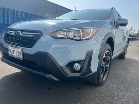 Certified 2022 Subaru Crosstrek 2.0i Premium w/ Popular Package #2 image 9