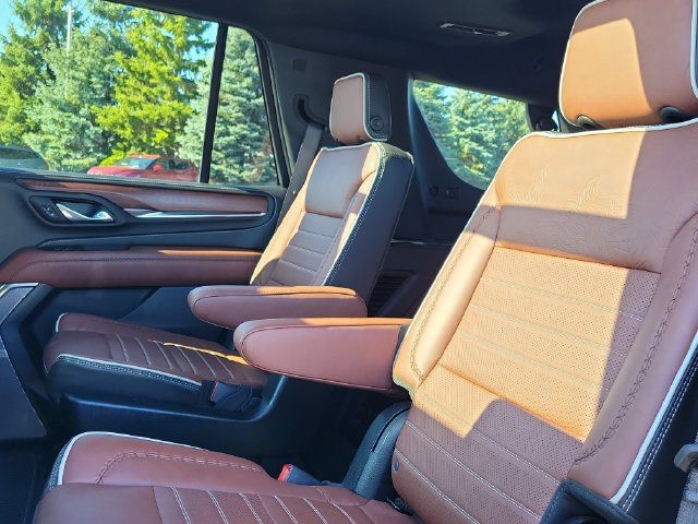 Certified 2024 GMC Yukon Denali Ultimate AWD/4WD image 28