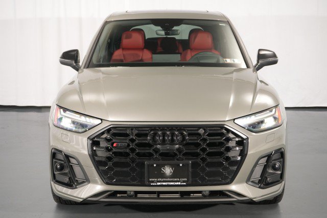 Used 2023 Audi SQ5 Prestige w/ Prestige Package AWD/4WD image 4