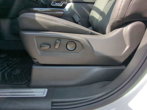 New 2026 Chevrolet Silverado 3500 LT w/ All Star Edition AWD/4WD image 16