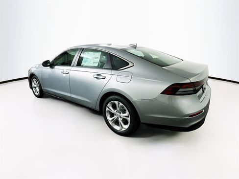 Used 2025 Honda Accord LX image 4